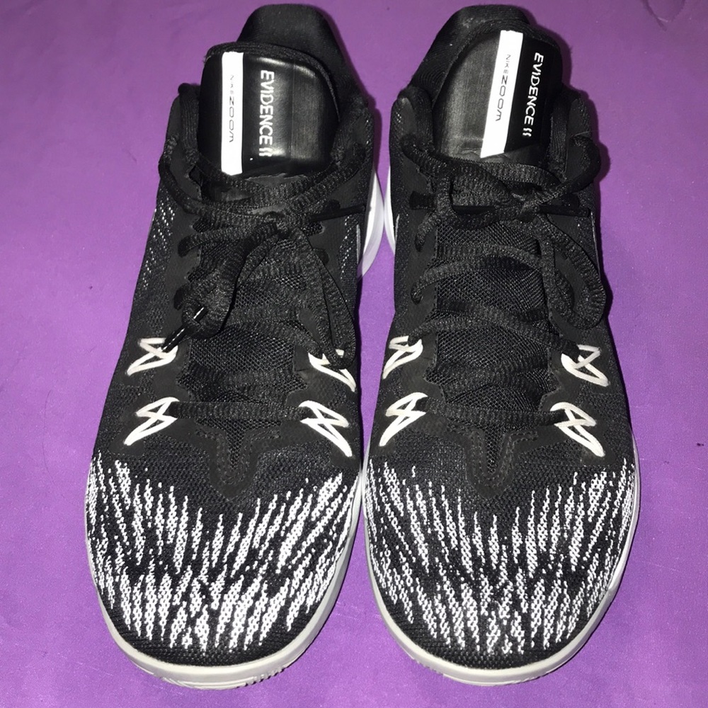 Nike Evidence 2 basketball shoes